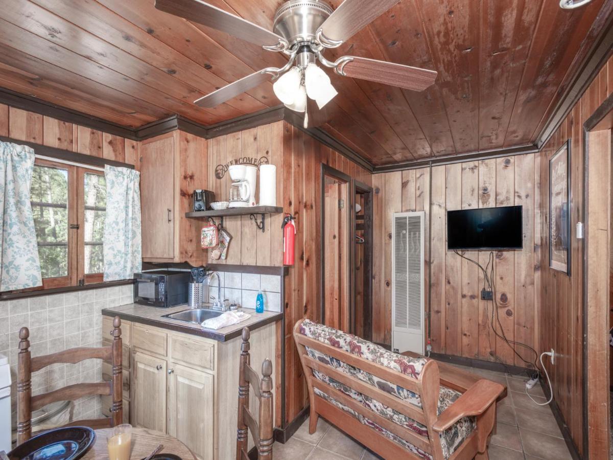 Tiny Two, 2 Bedrooms, Midtown, Sleeps 4 Ruidoso Exterior foto